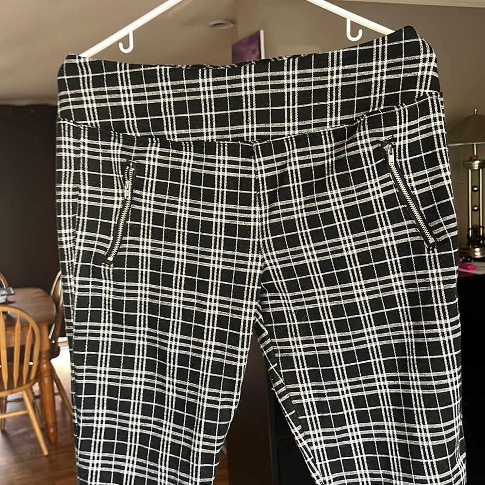 Plaid style legging pants